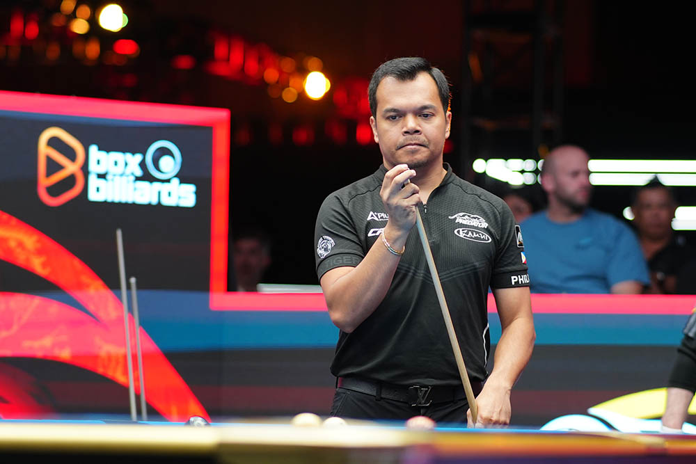 카를로 비아도는 2025년 남자 10볼 세계 선수권 대회 준결승에서 코핑충에게 패했습니다. 사진: 안 뚜