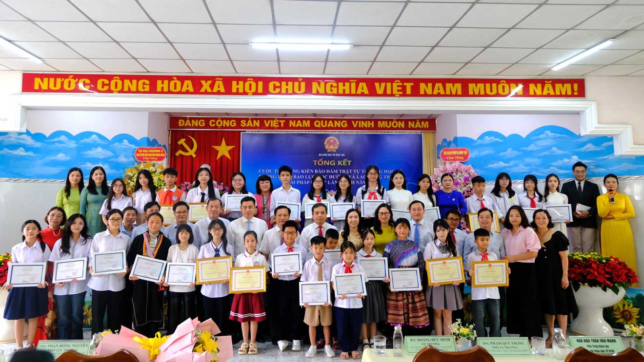 Cuoc thi “Sang kien bao dam trat tu truong hoc ve phong ngua bao luc hoc duong (BLHD) va lao dong tre em trai phap luat” lan thu II