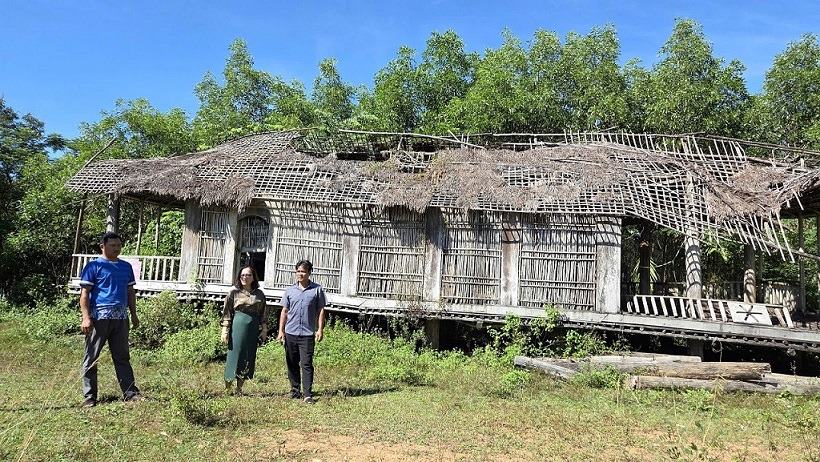 Quang Ngai省、Lang Teng村の文化遺産保護・促進区画にある屋根裏部屋 - 現在は破損しています。写真:Vien Nguyen