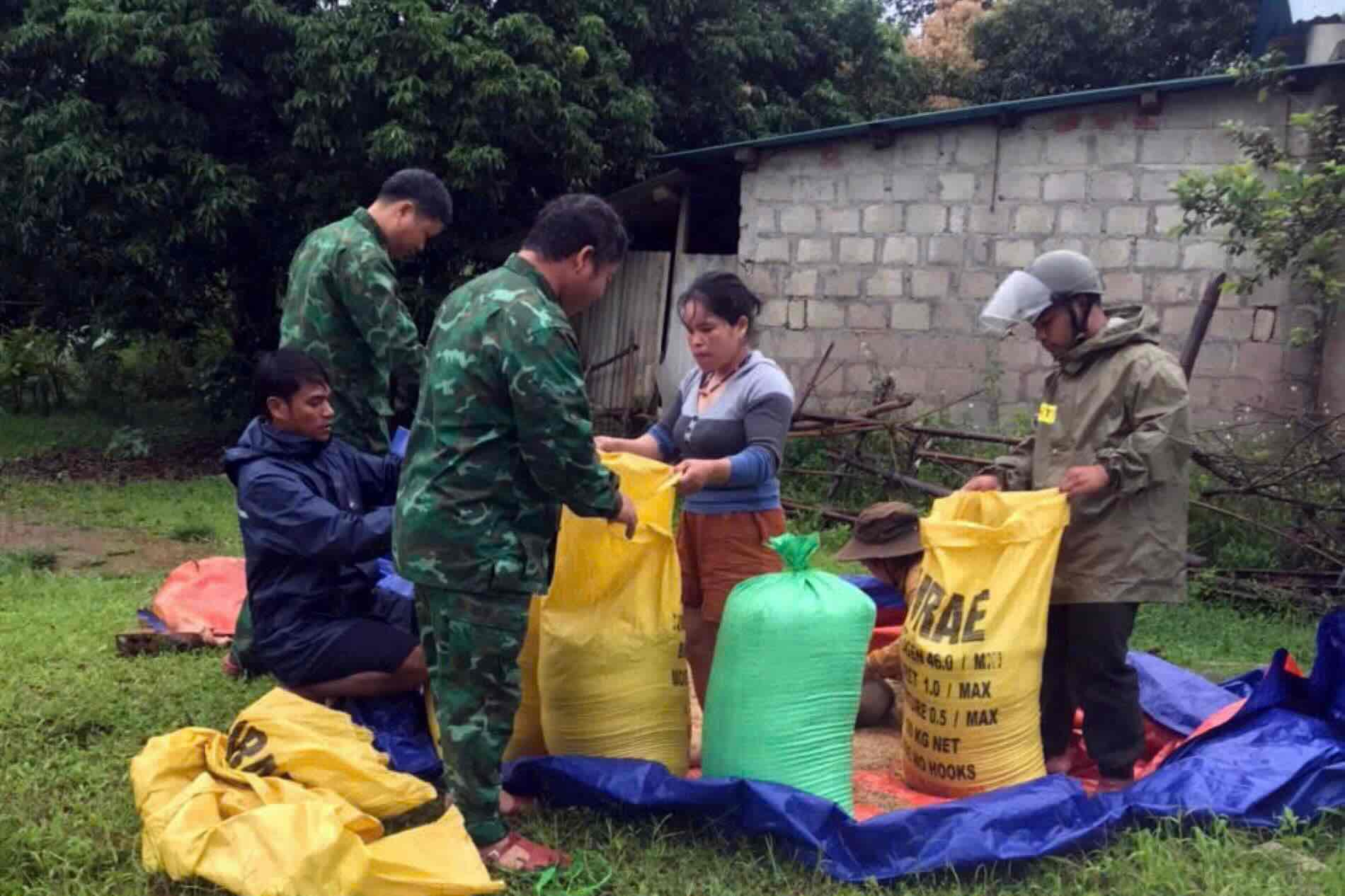 Truoc dien bien phuc tap cua bao so 10 Bualoi, Ban Chi huy Bo doi Bien phong TP Hue da trien khai dong bo nhieu bien phap nham chu dong ung pho, bao dam an toan tinh mang, tai san cua nhan dan.