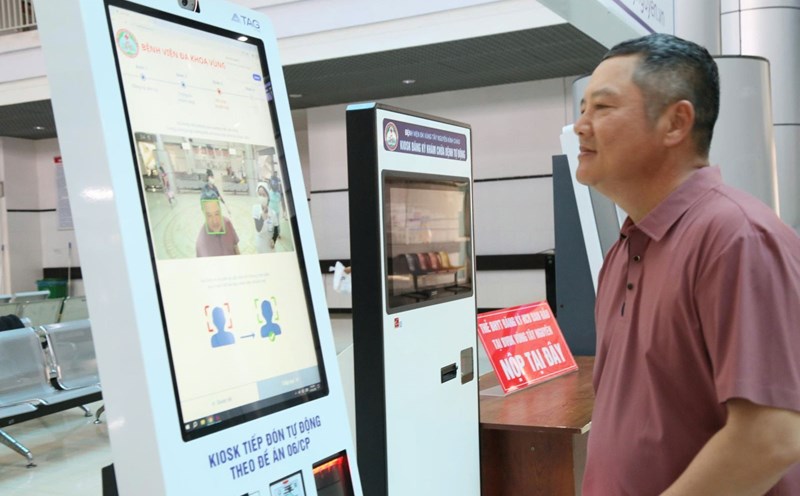 Medical facilities in Dak Lak province have implemented extensive digital transformation to serve the needs of medical examination and treatment of the people. Photo: Bao Trong
