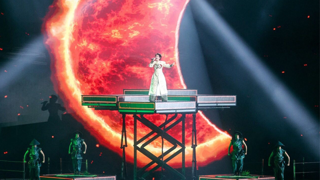 Duc Phuc on the Intervision 2025 stage. Photo: Intervision World