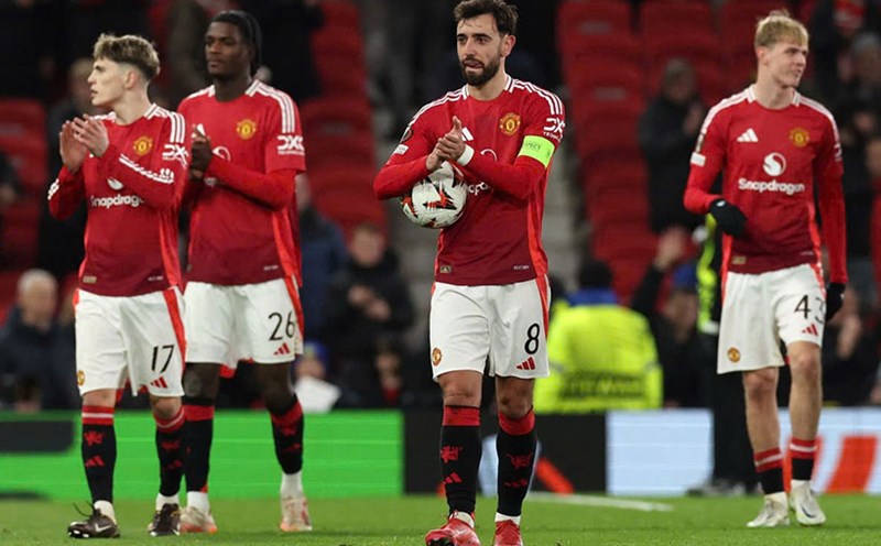 Man United lost weakly to Brentford. Photo: AFP