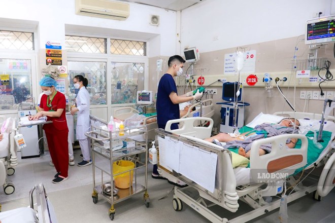 The Ministry of Health plans to exempt hospital fees and increase periodic health check-ups. Photo: Hai Nguyen