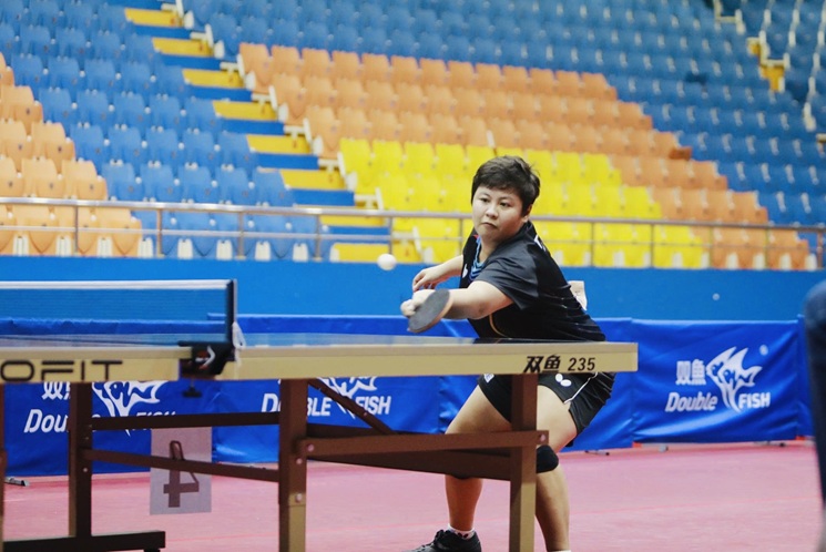 Mai Hoang My Trang은 올해 전국 탁구 강팀 대회 여자 싱글에서 금메달을 획득했습니다. 사진: Nam Hai