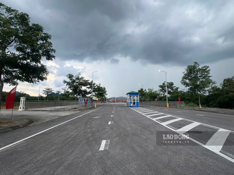 Cua khau Quoc te Ta Lung se la noi to chuc hoi cho. Anh: Tan Van