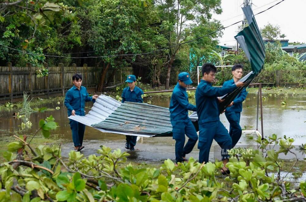 Luc luong dan quan xa Quang Dien khan truong thu don mai ton bi toc sau tran loc xoay chieu 28.9.