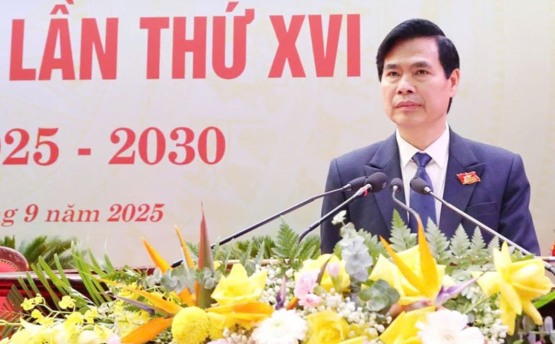 Mr. Hoang Quoc Khanh, Secretary of the Son La Provincial Party Committee, term XV, 2020 - 2025, was re-elected to hold the position of Secretary of the Son La Provincial Party Committee, term XVI, 2025 - 2030. Photo: Nguyen Truong