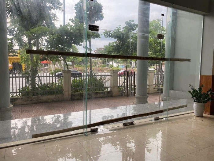 Chang chong cua kinh can than nhan han che thiet hai tu bao. Anh: Song Han