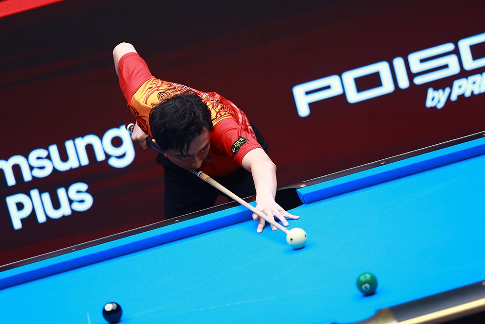 Ko Ping Chung nhap cuoc ap dao trong tran chung ket. Anh: Anh Tu