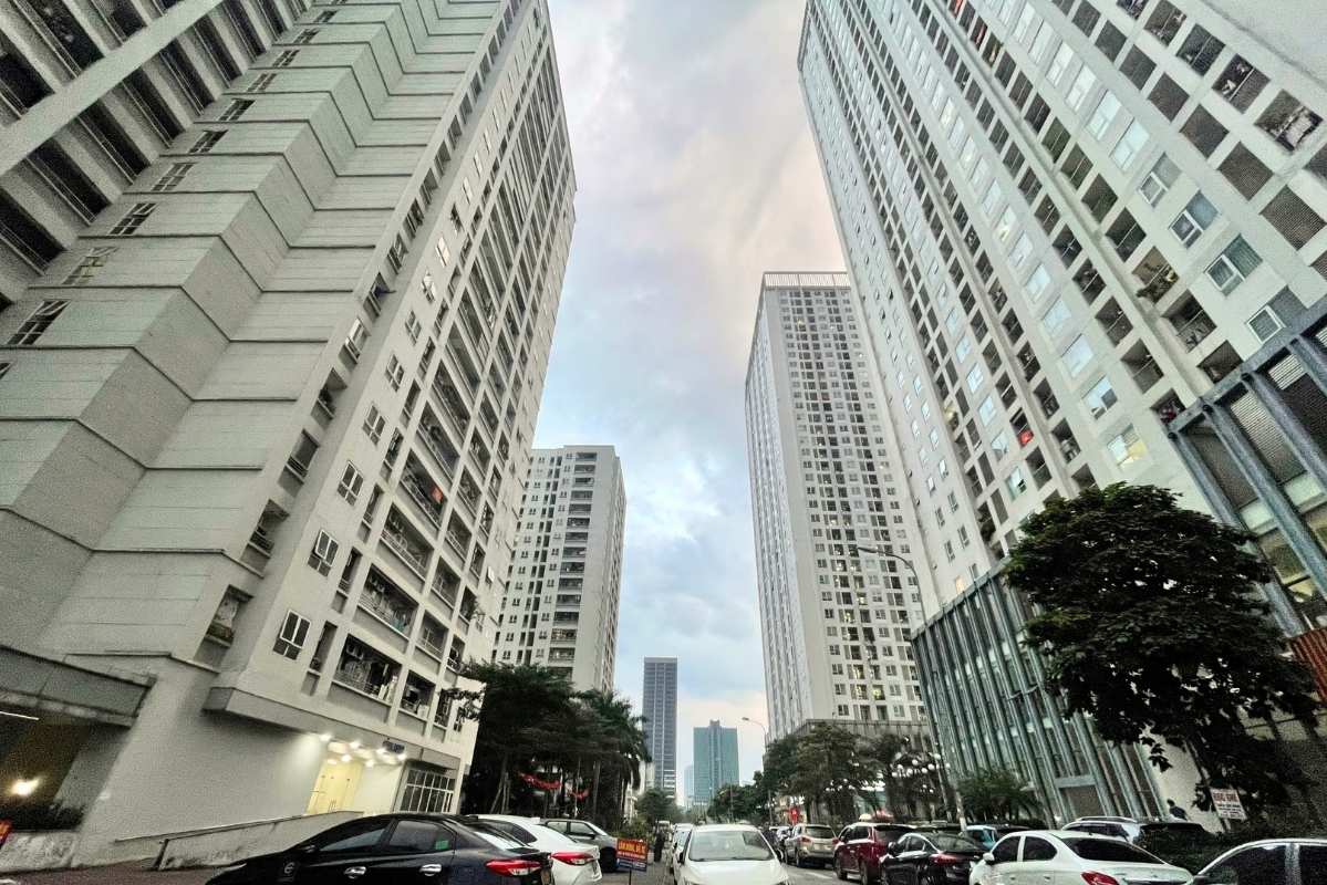 Procedures for declaring personal income tax for individuals with income from real estate transfers abroad. Photo: Thanh Binh