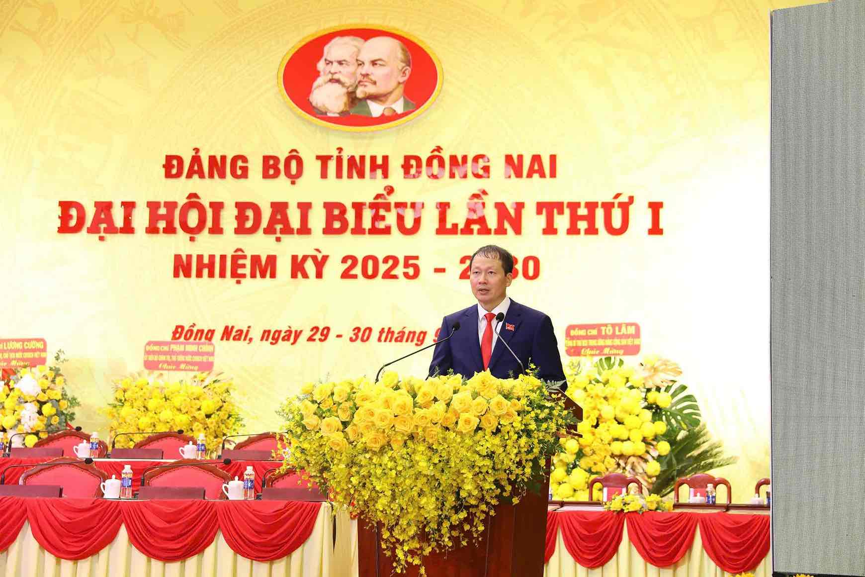 Ong Vu Hong Van, Bi thu Tinh uy Dong Nai phat bieu khai mac Dai hoi. Anh: HAC