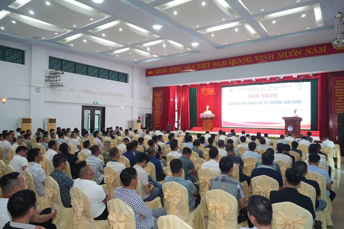 Quang canh hoi ghi. Anh: Cong ty Than Ha Long