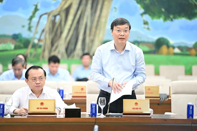 Thu truong Bo Noi vu Truong Hai Long. Anh: Quochoi.vn