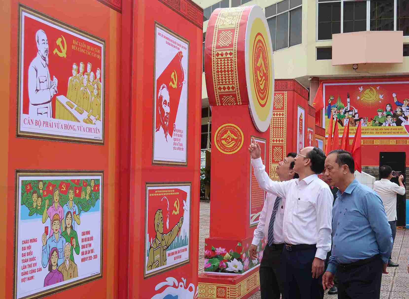 Cac hoat dong huong ve Dai hoi. Anh: Bao Trung