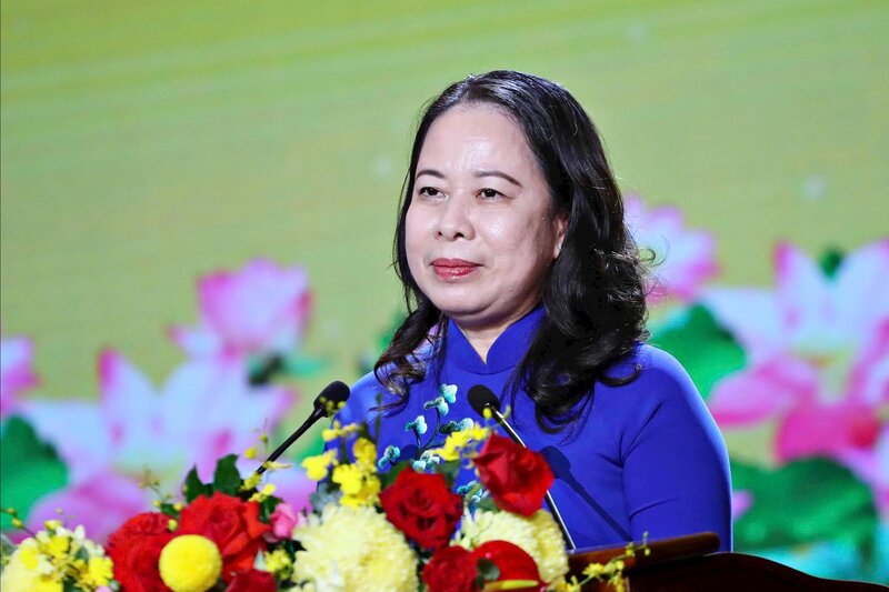 Ms. Vo Thi Anh Xuan - Member of the Party Central Committee, Vice President, First Vice President of the Central Emulation and Reward Council attended and directed the Patriotic Emulation Congress of Lam Dong province. Photo: Duc Lam