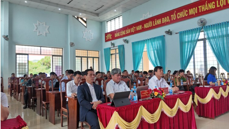 Quang canh buoi tap huan. Anh: Bao Trung