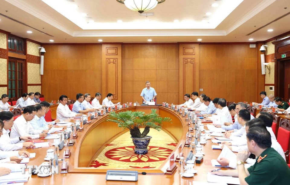 Tong Bi thu To Lam chu tri cuoc hop Thuong truc Ban Chi dao Trung uong ve phong, chong tham nhung, lang phi, tieu cuc. Anh: Phuong Hoa/TTXVN 