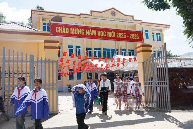 El Ministerio de Educacion y Formacion aprueba para la provincia de Dien Bien 148 plazas para la admision a la universidad en 2025. Foto: Quang Dat