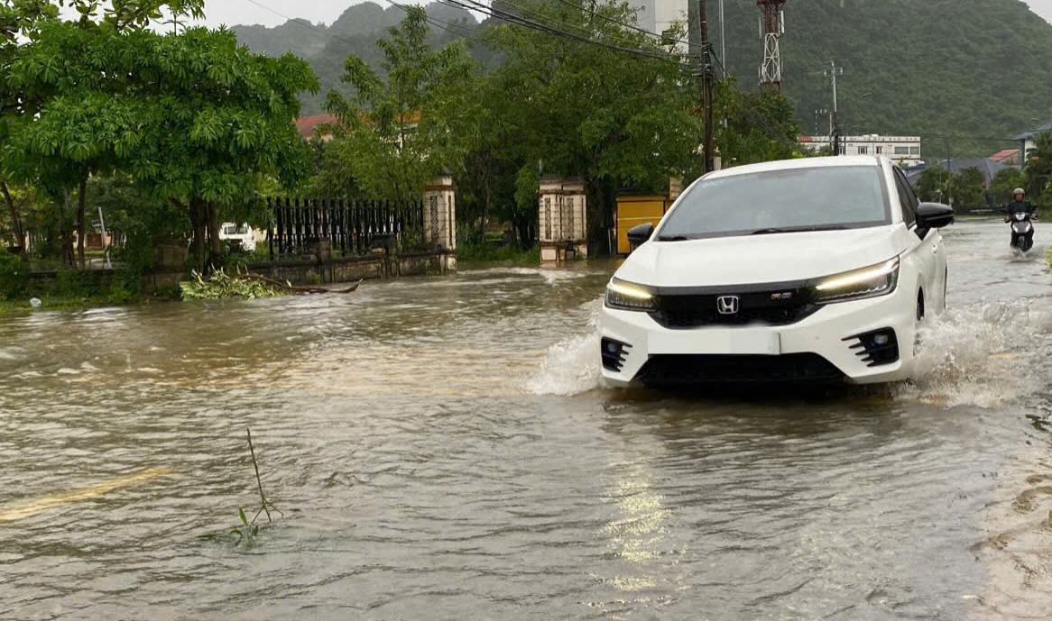 Many places in Phong Nha were flooded after storm No. 10. Photo: Ngo Hien