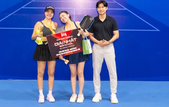 Artists participating in the program. Photo: Organizing Committee.