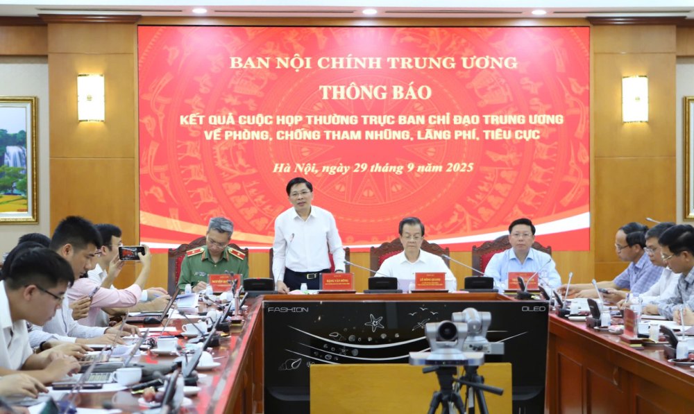 Ong Dang Van Dung - Pho Truong Ban Noi chinh Trung uong. Anh: Tran Vuong