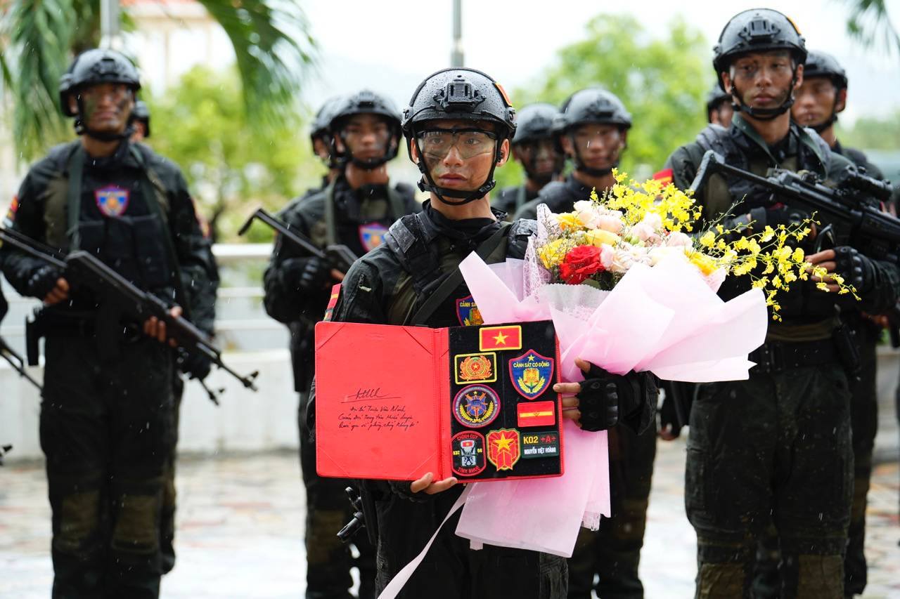 MONO. 사진: 제조업체