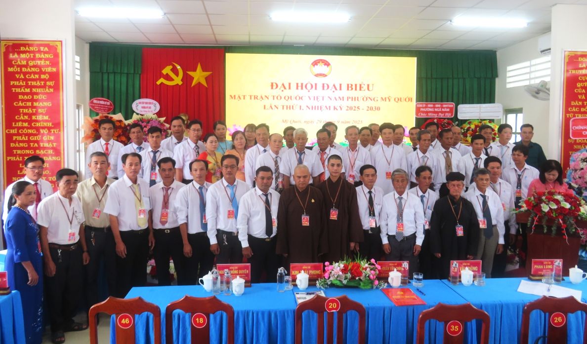 Miembro del Comite del Frente de la Patria de Vietnam barrio de My Quoi ciudad de Can Tho mandato 2025 - 2030. Foto: Unidad proveedora