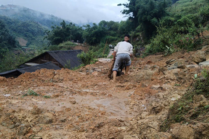Nhieu tuyen duong tai Sa Pa bi sat lo sau mua. Anh: Phong van hoa Sa Pa
