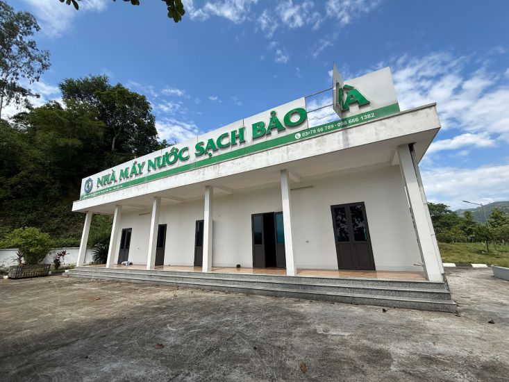 Bao Ha Clean Water Plant (Bao Ha Commune, Lao Cai Province) currently supplies water to about 1,000 local households. Photo: Dinh Dai