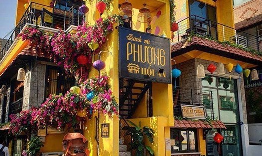 Bánh mỳ Phượng Hội An đã xuất hiện tại thành phố Seoul, Hàn Quốc, một hình thức giao lưu ẩm thực thú vị. Ảnh: Sơn Ka