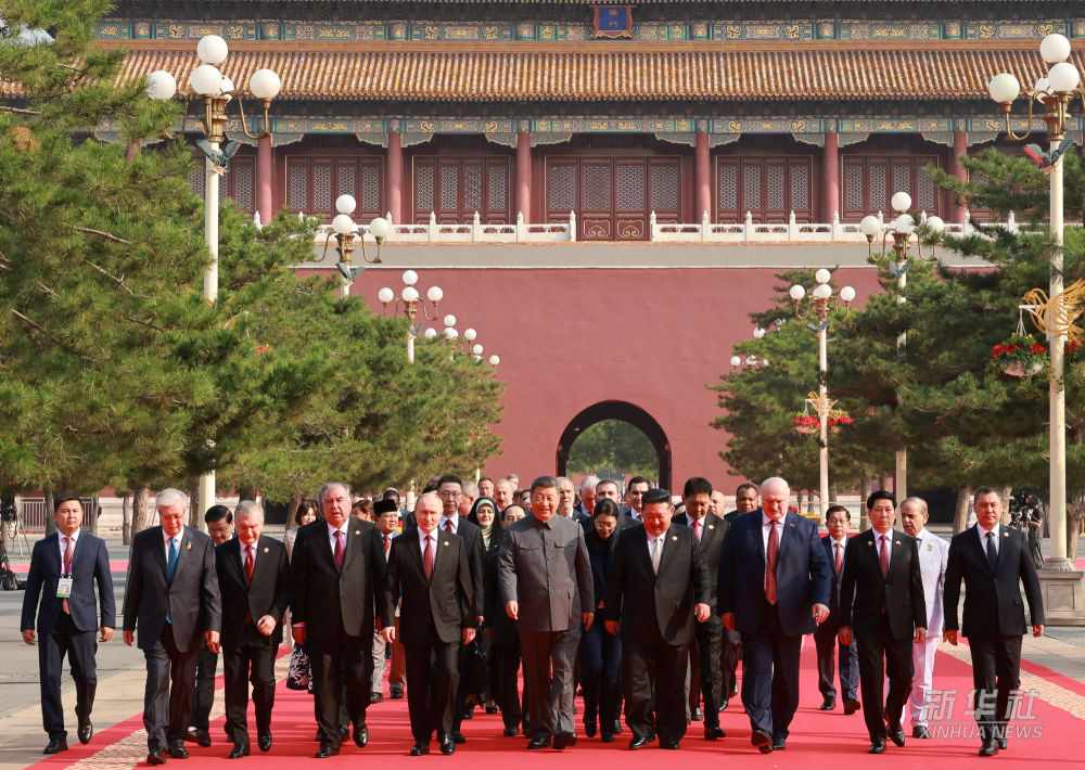 General Secretary and President of China Xi Jinping welcomed heads of foreign delegations to attend the 80th anniversary of the socialist victory in Beijing, on September 3, 2025. Photo: Xinhua