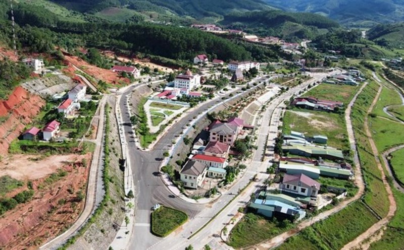 After the merger, the new Quang Ngai province has the 5th largest area in the country, with many remote communes and areas with difficult conditions. Photo: Van Tuyen