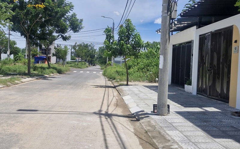 The land segment in Da Nang City has been continuously increasing in recent times. Photo: Thu Giang