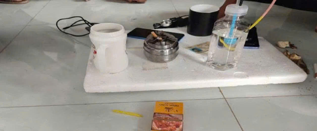 Testigos de la policia de la comuna de Hong Minh incautados. Foto: Policia de la provincia de Hung Yen