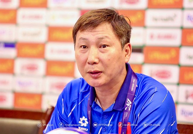គ្រូ​បង្វឹក Kim Sang-sik មិន​ពេញ​ចិត្ត​ទេ ព្រោះ U23 វៀតណាម ស៊ុត​បាន​តែ ២ គ្រាប់​ទល់​នឹង U23 បង់ក្លាដែស