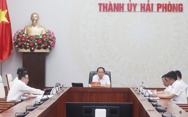 Secretary of the City Party Committee Le Tien Chau spoke at the meeting. Photo: Hai Phong Portal