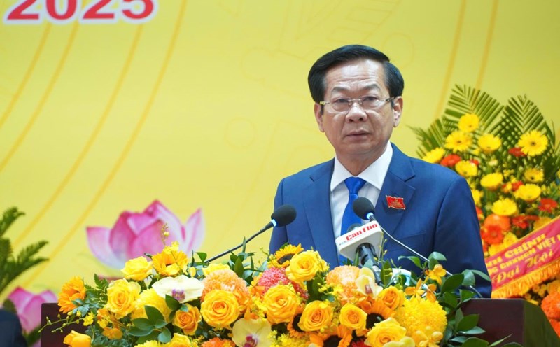 Mr. Do Thanh Binh - Secretary of the Can Tho City Party Committee was accepted and appointed to the position of Permanent Deputy Minister of Home Affairs. Photo: Ta Quang
