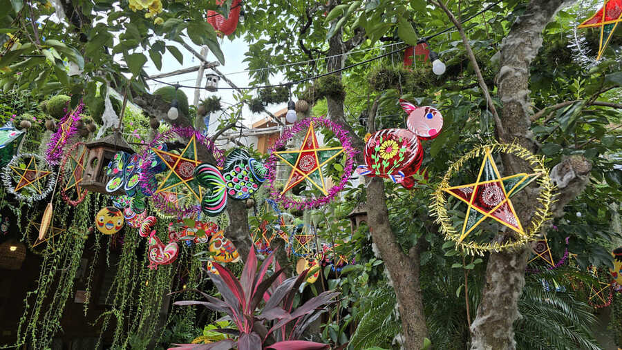 정원 장식은 각 가정에 인상적인 추석 분위기를 선사합니다. 사진: 뚜언 닷