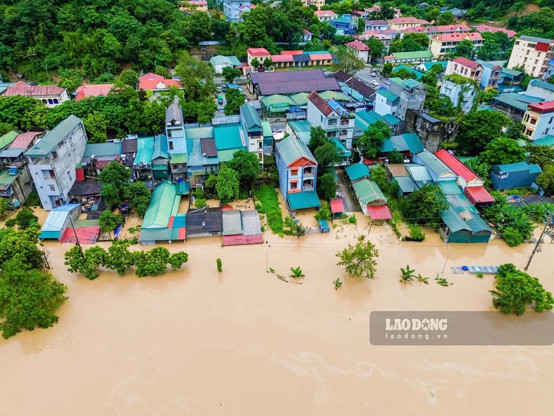 Nuoc lu rut kha cham. Anh: Tan Van