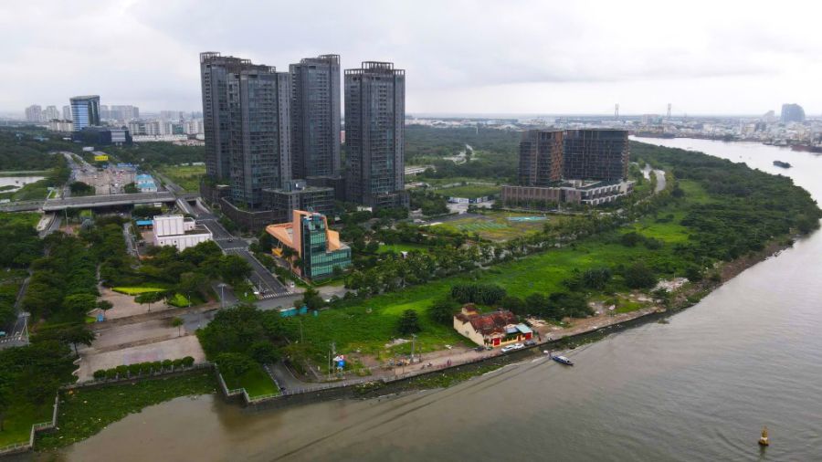 Enterprises expect a more open mechanism in land valuation. Photo: Anh Tu