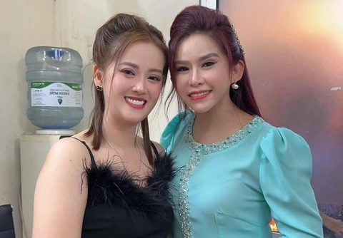 Hong Loan y Binh Tinh - hija adoptiva del artista Vu Linh. Foto: Dong Hoang.