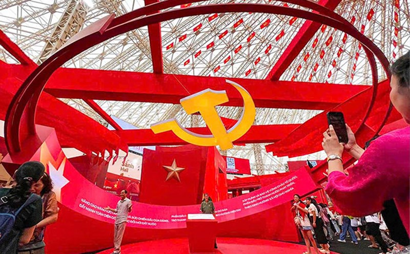 National Achievements Exhibition, where veterans find heroic memories and national pride