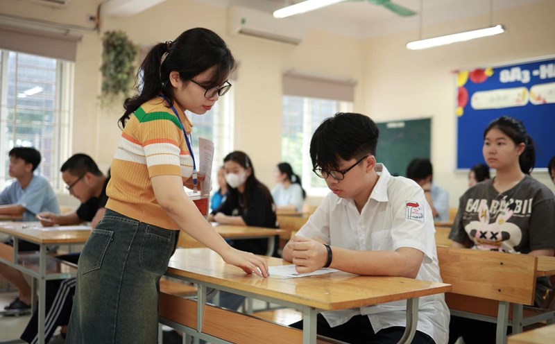 Du kien luong giao vien deu tang. Anh: Hai Nguyen