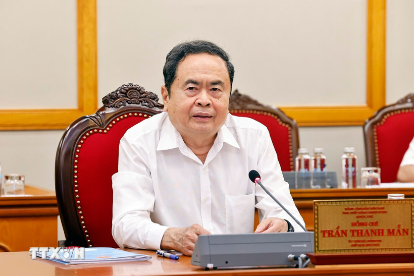 Working Group No. 3 chaired by Politburo member and National Assembly Chairman Tran Thanh Man worked with the Standing Committee of Lai Chau Provincial Party Committee and Can Tho City Party Committee. Photo: VNA