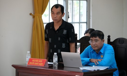 Công đoàn tham gia bảo vệ người lao động tại phiên tòa tranh chấp về tai nạn lao động. Ảnh: Thành An