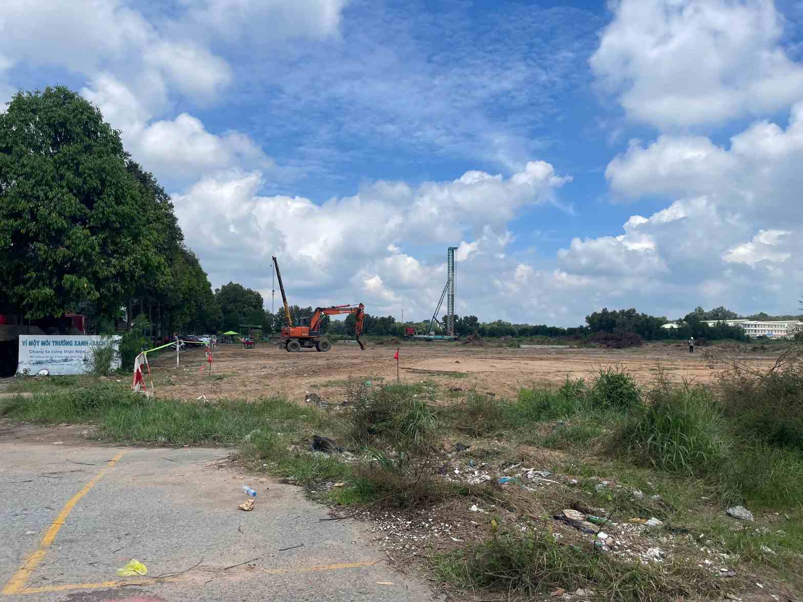 Khu dat xay dung nha o an sinh xa hoi - khu 5 Dinh Hoa. Dinh Trong