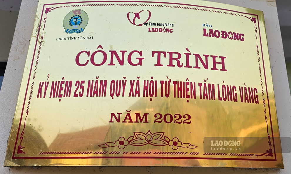 Nam 2022, voi su ho tro cua Quy XHTT Tam long Vang, diem truong Sang Pao voi quy mo 3 tang, bao gom 6 phong hoc da giup tre nho dong bao dan toc thieu so thuan loi hon trong viec hoc con chu. Anh: Bao Nguyen