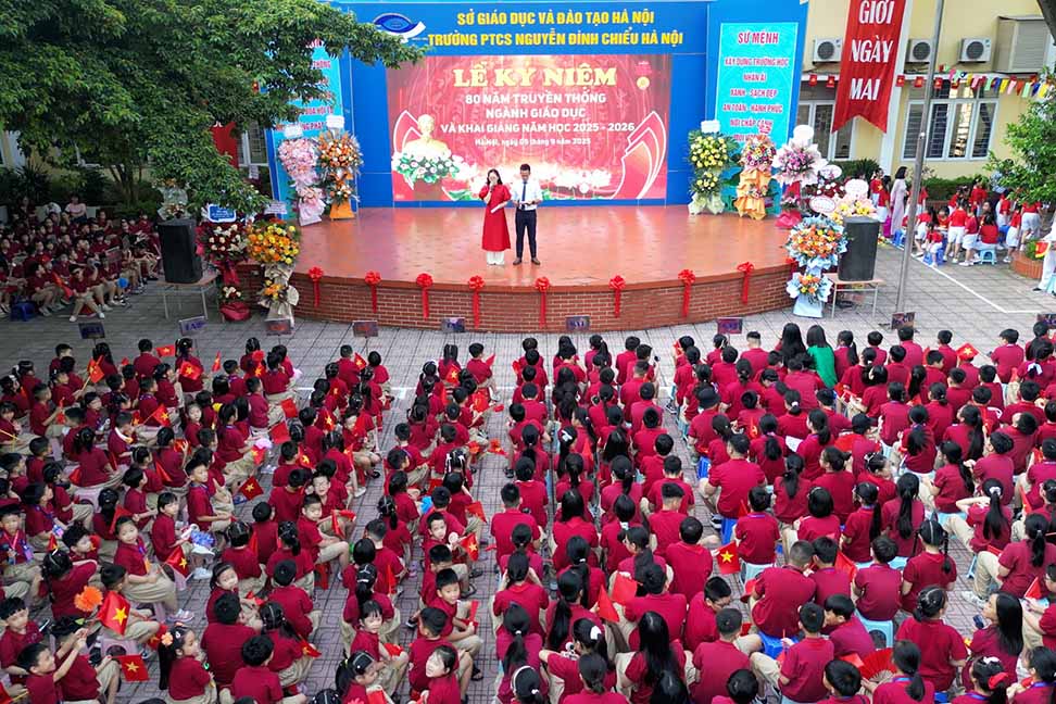 New school year opening ceremony at a special school in Hanoi