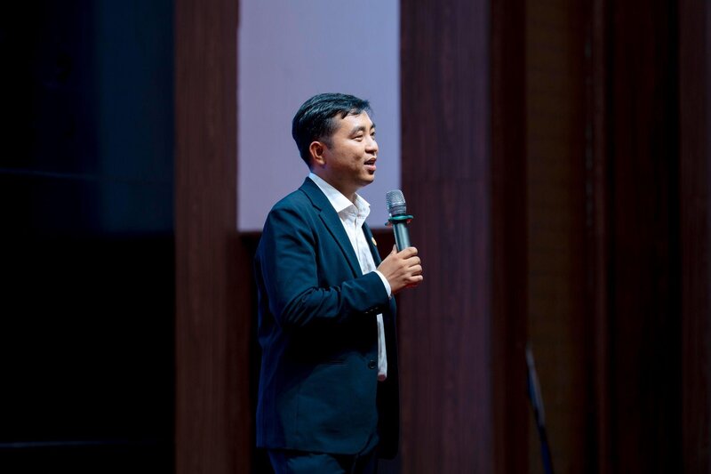 Anh: 